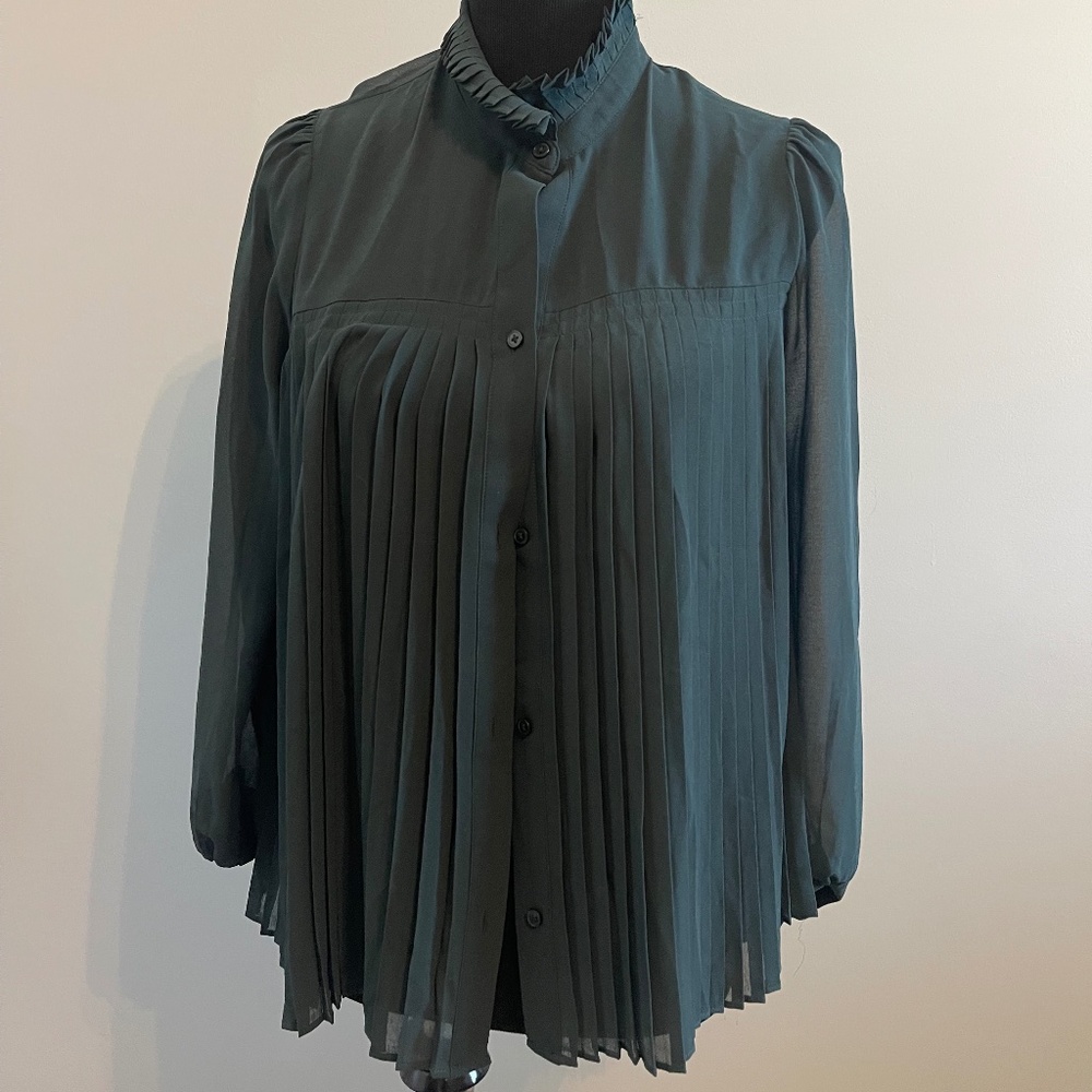 Banana Republic Blouse Size M